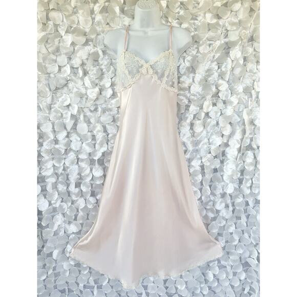 Oleg Cassini Small Long Pink Satin Gown Dress Lace Bridal Elegant Wide Sweep - Picture 7 of 12